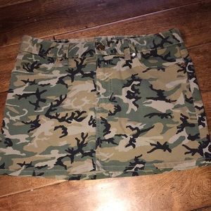 NWT Tory Burch Camo Mini Skirt
